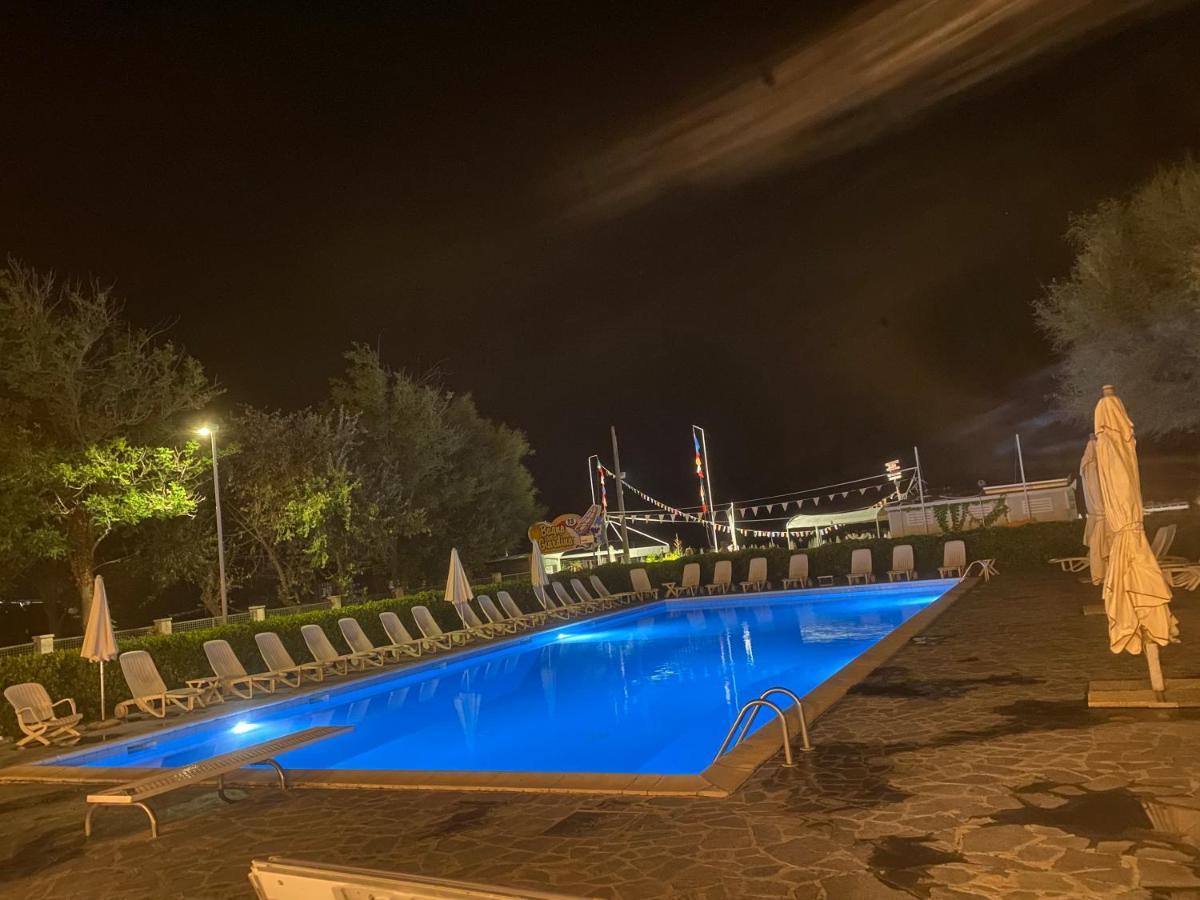 Residenza Villa Flores ベラーリア・イジェア・マリーナ エクステリア 写真